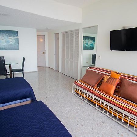 Suite Frente Al Mar En El Corazon De 아카풀코 외부 사진