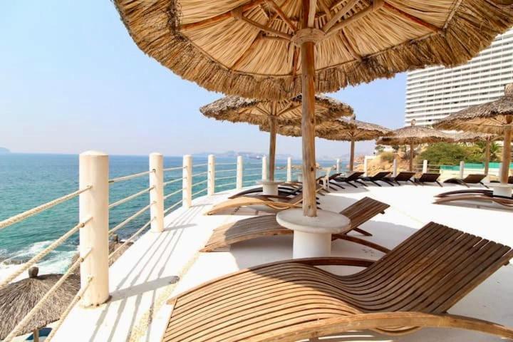 Suite Frente Al Mar En El Corazon De 아카풀코 외부 사진